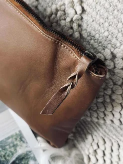 Kosmetikpung / Clutch - Cognac leather