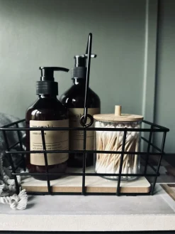 Kurv med sort metal – Firkantet