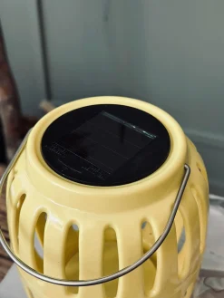 Lanterne med solceller – Yellow summer