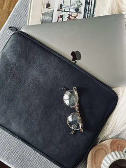 Laptop sleeve - Black / black