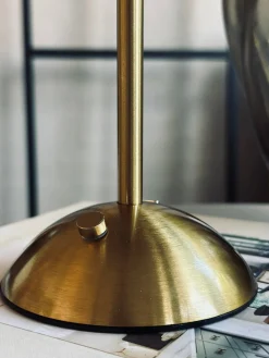 LED bordlampe Plisse´ beige - genopladelig