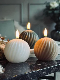 LED Kugle lys - flere farver