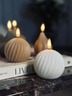 LED Kugle lys - flere farver