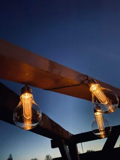 LED Lyskæde med solceller - Udendørs med 10 pære