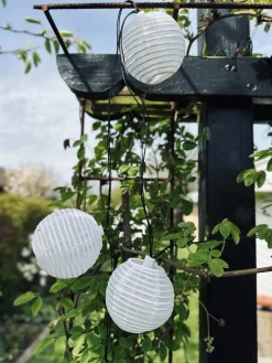 Led solcelle lyskæde, 10 hvide kugler