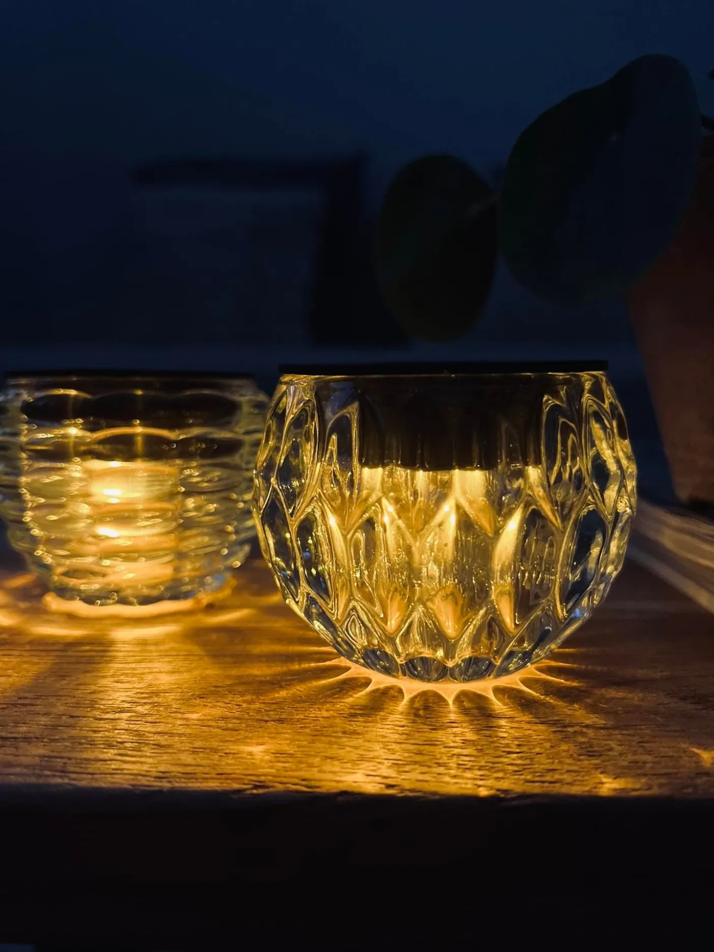 Lysestage med solceller - Udendørs