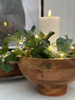 Lyskæde med grønne efeublade - 290cm