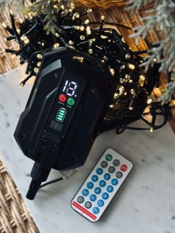 Lyskæde med solceller og USB - 240 led lys