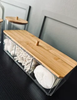 Makeup organizer - Akryl med bambuslåg