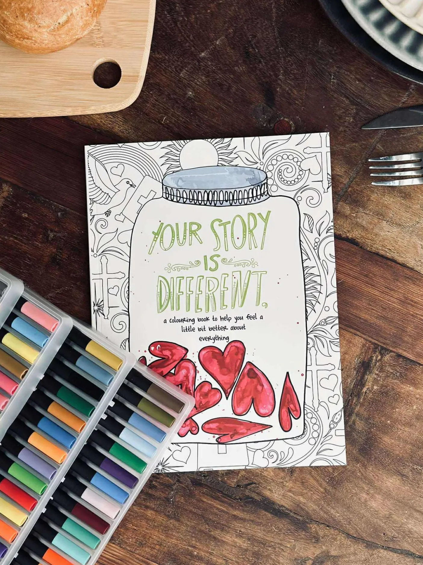 Malebog for voksne - Your Story Is Different