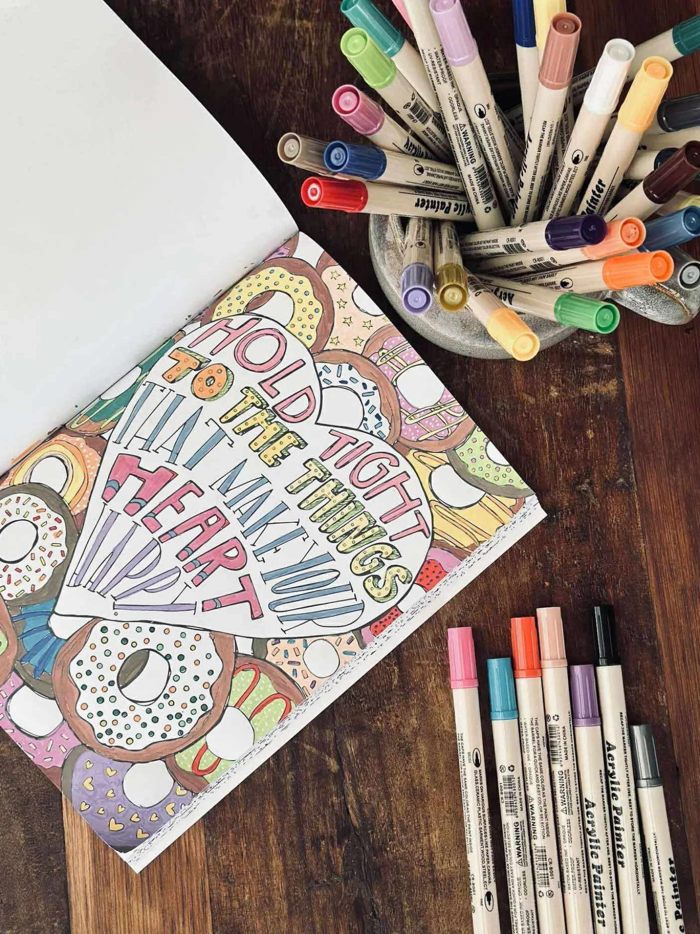 Malebog for voksne - Your Story Is Different