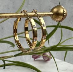 Mindy sæt m. armbånd og øreringe - forgyldt