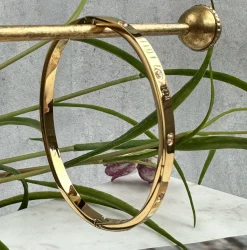 Mindy sæt m. armbånd og øreringe - forgyldt