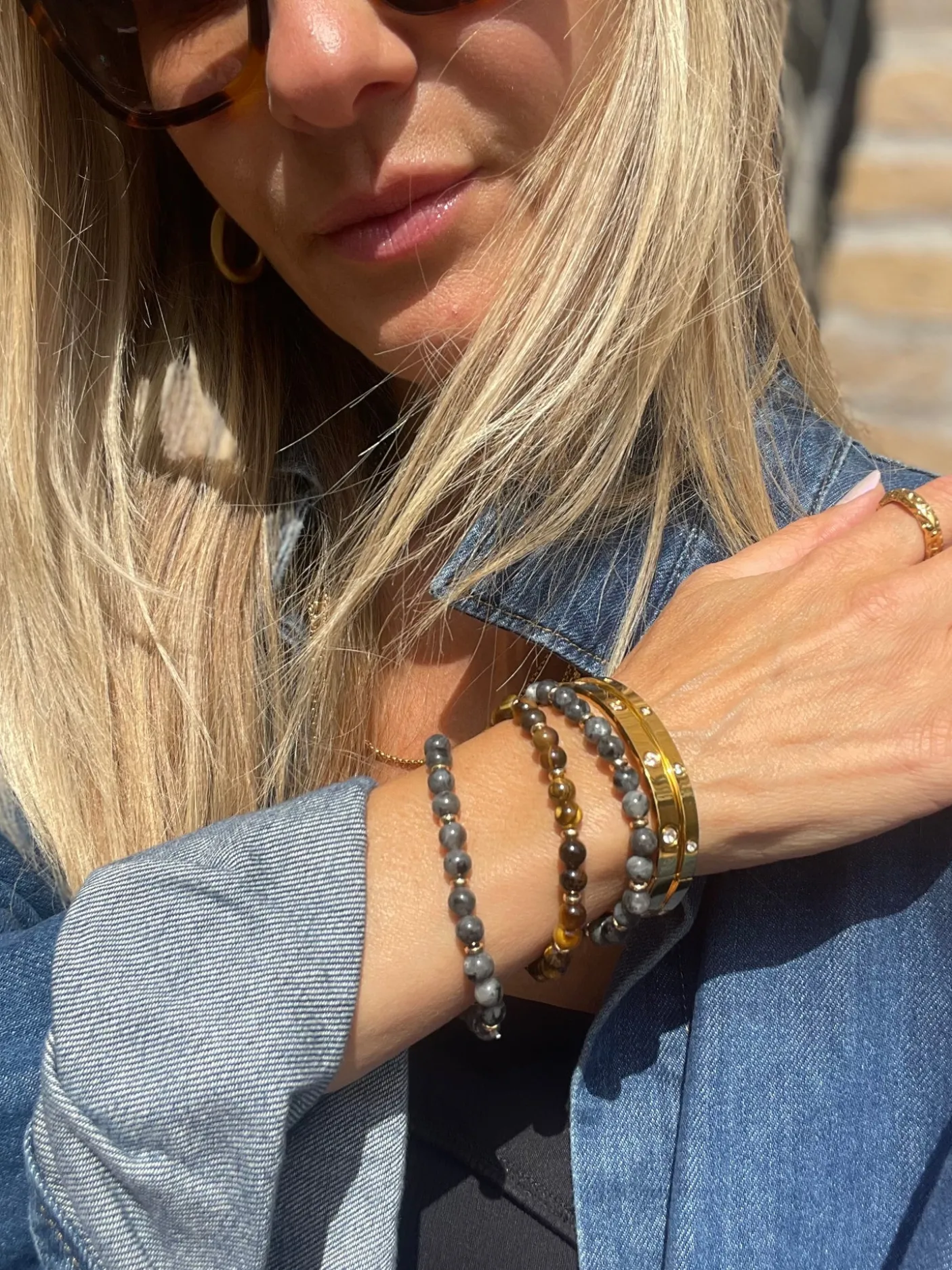 Mindy sæt m. armbånd og øreringe - forgyldt