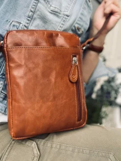 Mobiltaske / Crossover – Cognac Daily