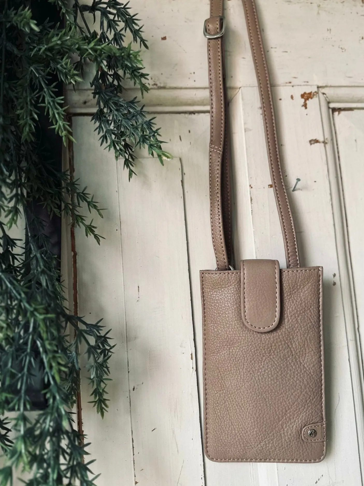 Mobiltaske Small Aura Dusty taupe