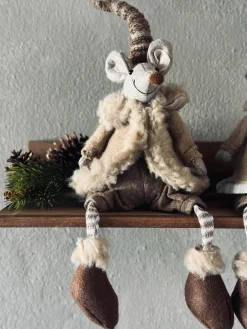 Nissemus - Siddende dreng