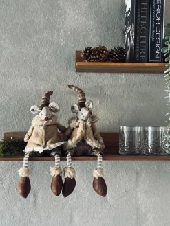 Nissemus - Siddende Pige