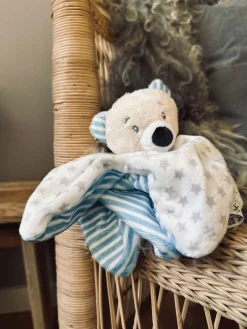 Nusseklud til baby - Lyseblå