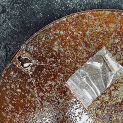 Opslagstavle i jern - Rusty Ø35cm