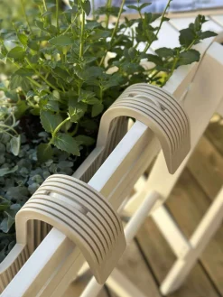 Plantekasse med ophæng – Creme