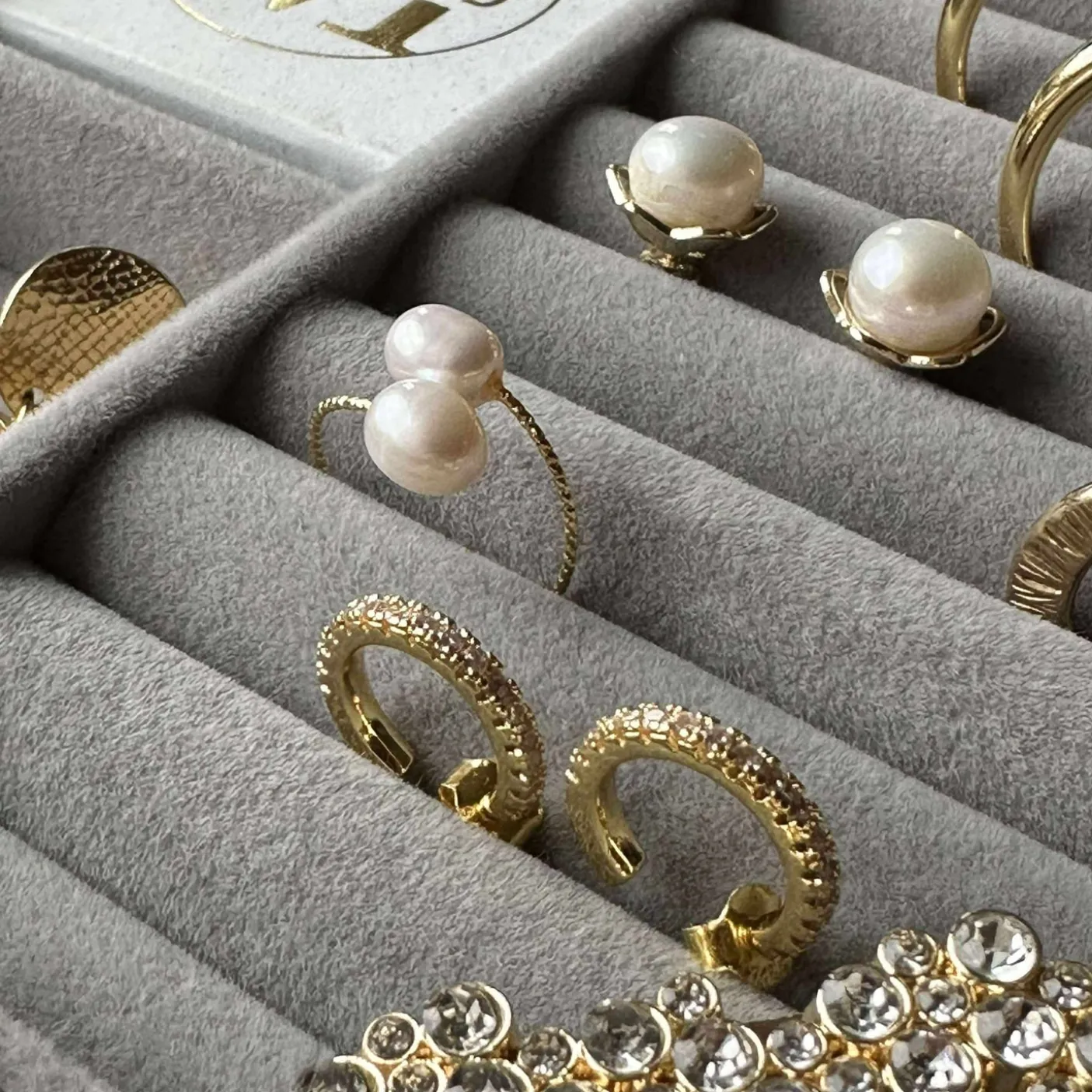 Øreringe IZA med klare zirkoner - forgyldt