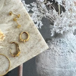 Ørestikker GIA - Klar sten 18K forgyldt