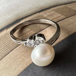 Ring Rini - Justerbar med ferskvandsperler