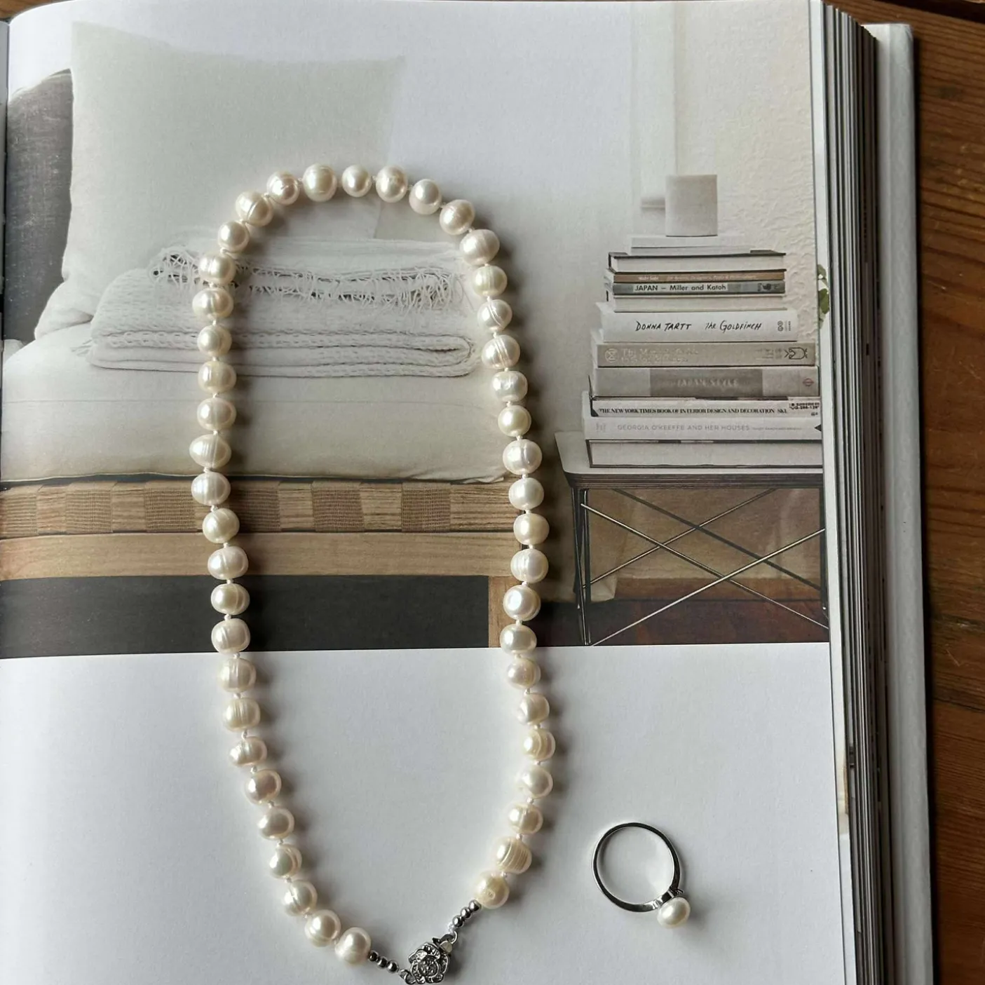 Ring Rini - Justerbar med ferskvandsperler