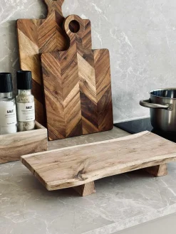 Serveringsbræt med ben - 40cm.