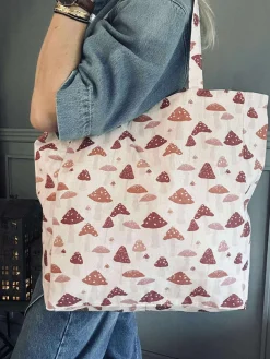 Shopper Forrest mushroom