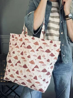 Shopper Forrest mushroom