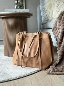 Shopper i blød skindkvalitet - Sand