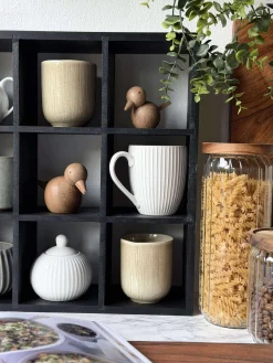 Siddende Fugl - Amber Brun Lille