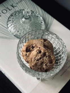 Skål med låg i glas 200ml.