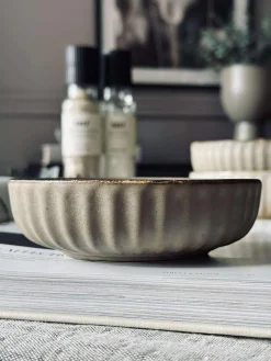 Skål VIGA strib stentøj - Mat brun 12cm