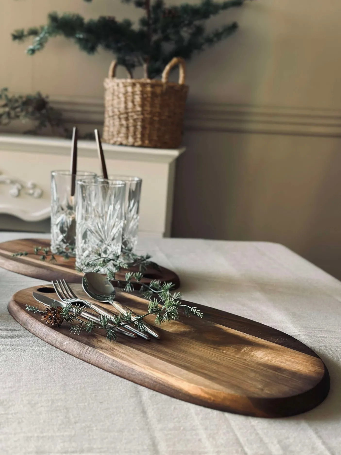 Skærebræt organisk akacia 45 cm