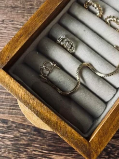 Smykkebox i træ