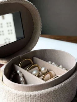 Smykkeskrin med sløjfe