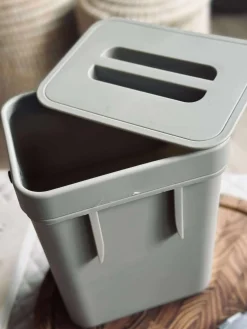 Spand med låg og ophæng