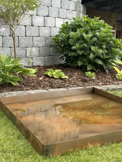 Spejlbassin Square - Rust