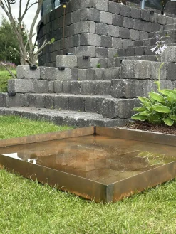 Spejlbassin Square - Rust