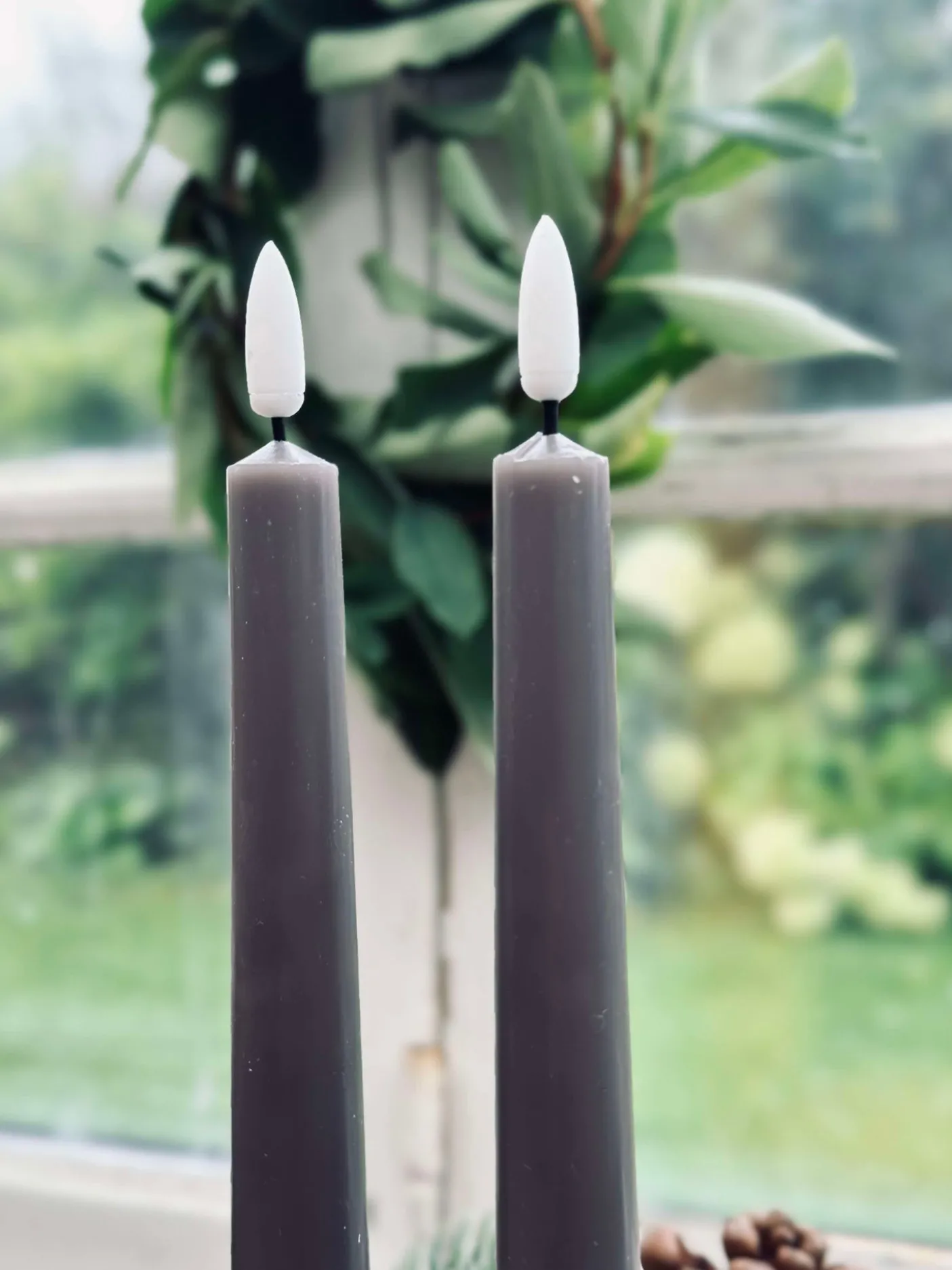 Stagelys / Sæt med 2 stk og fjernbetjening – Sand 24 cm