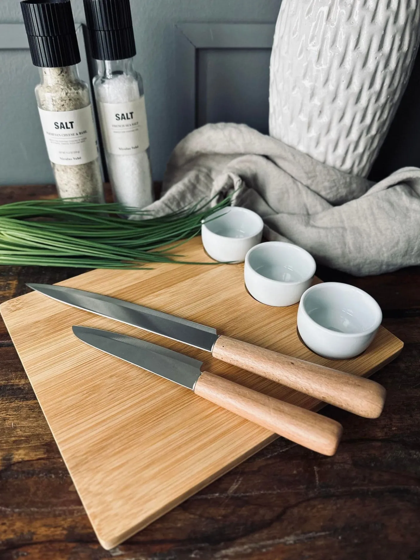 Sushi / tapas sæt m. Skåle og skærebræt