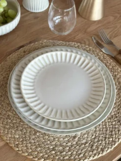 Tallerken VIGA Sand - Flere størrelser