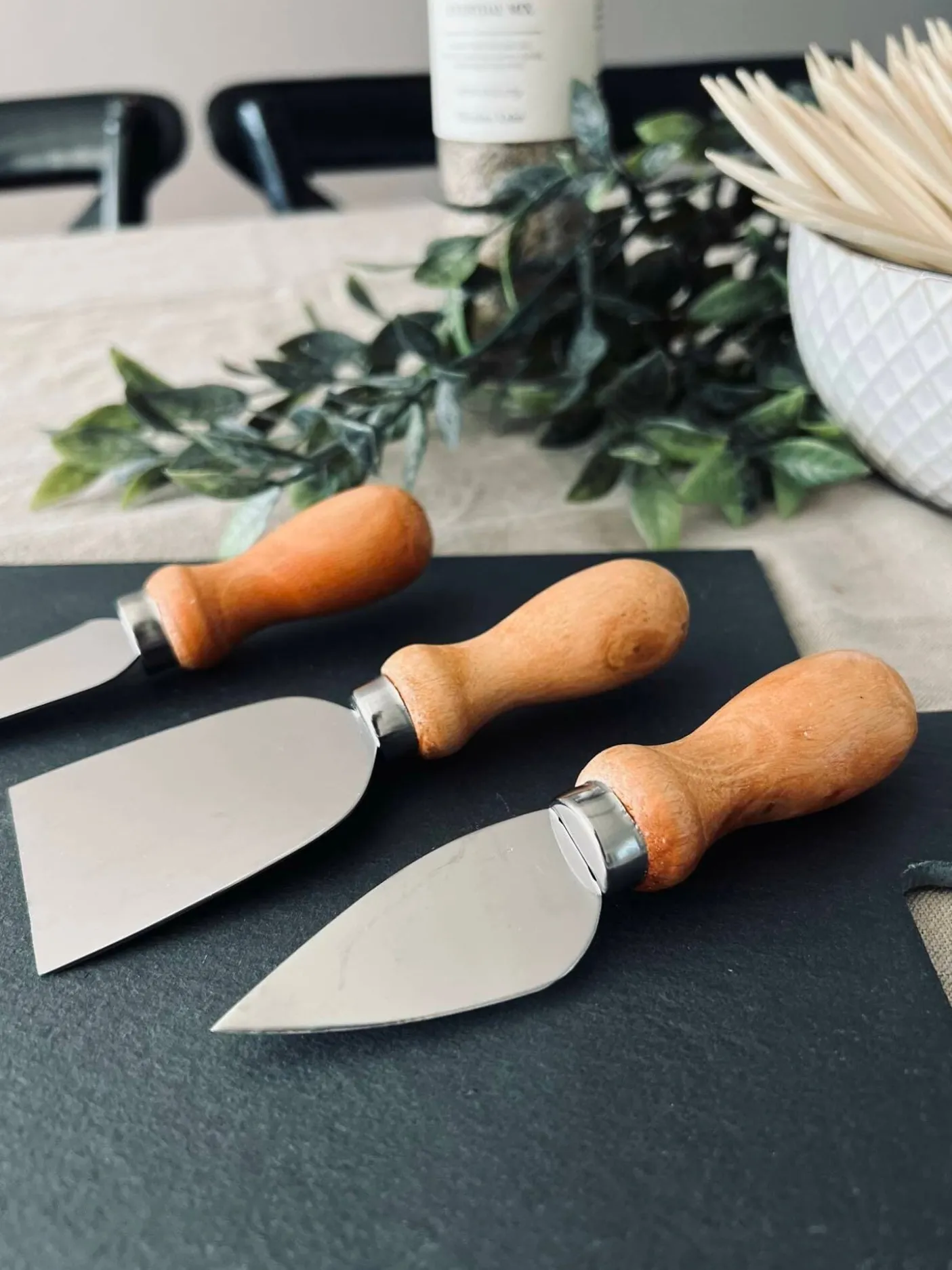 Tapas sæt med 3 knive og bræt i skiffer