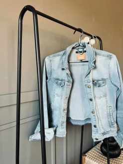 Tøjstativ med 2 hylder - Sort metal