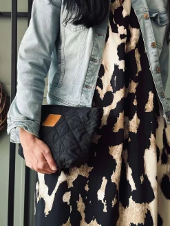 Toilettaske / clutch – Sort quilt