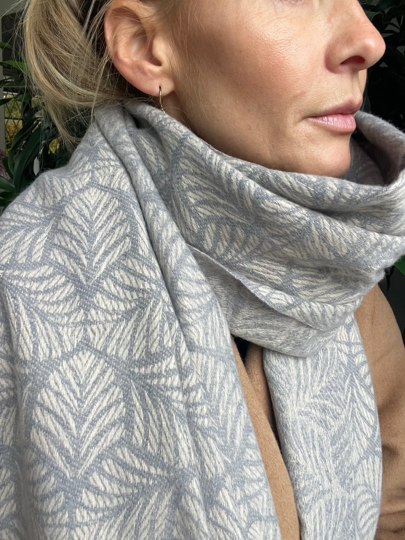 Tørklæde Helena - Stone