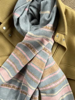 Tørklæde Sasha - Stone Strib